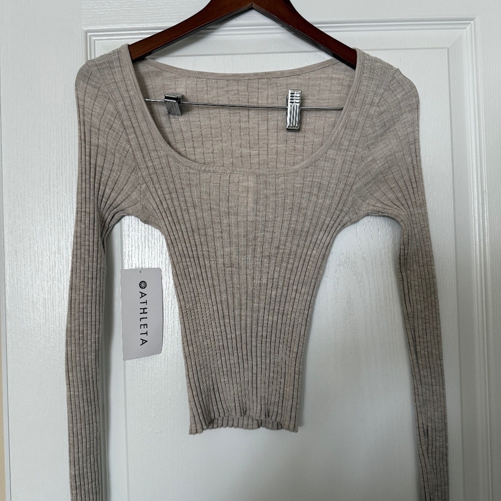 Athleta Ribbed Beige Crop Top (Size XS)